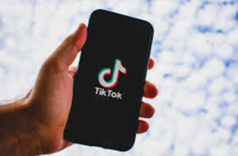 How to Get the TikTok Algorithm to Love Your Content: A Step-by-Step Guide